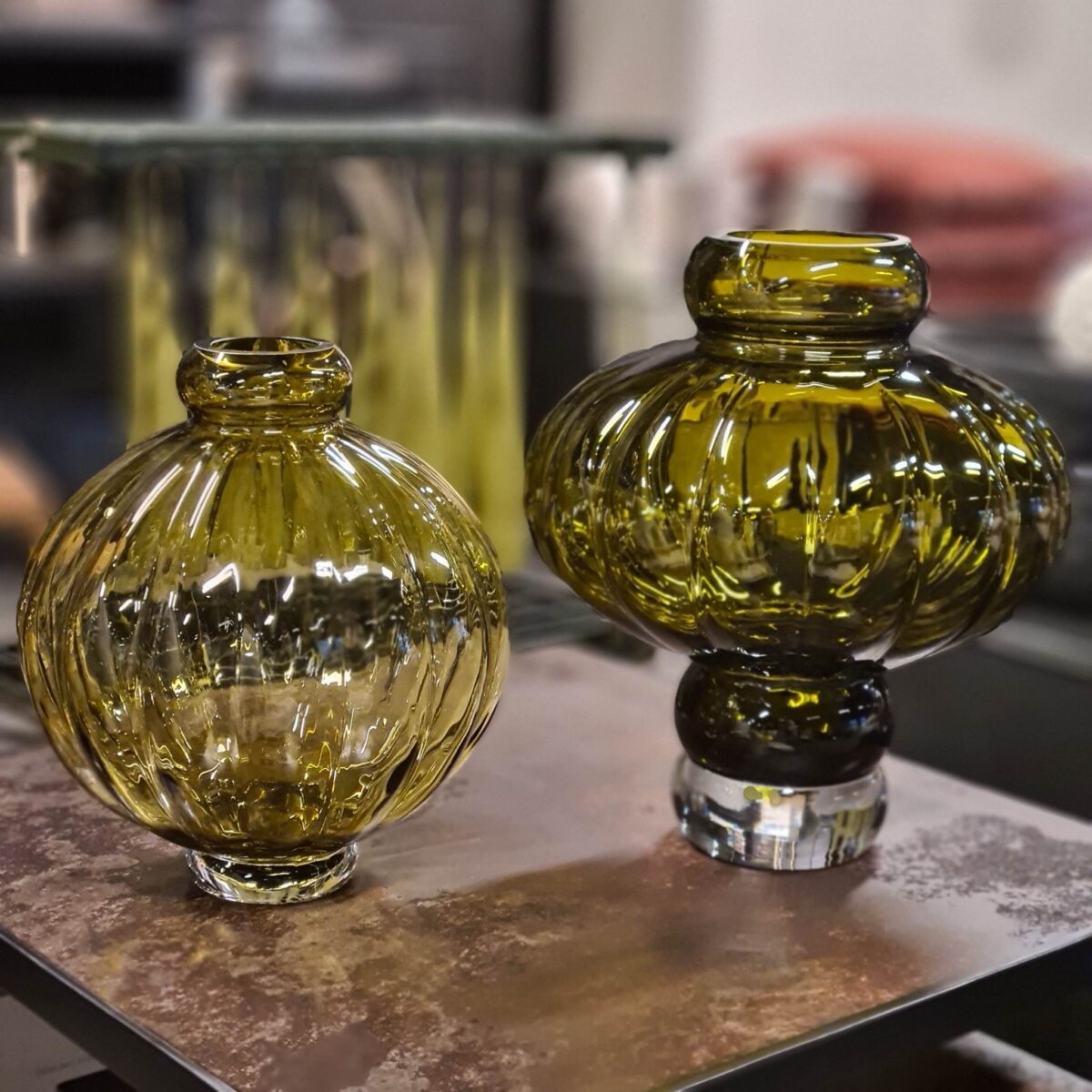 Louise Roe Balloon Vase 01 Glass Olive 25 cm