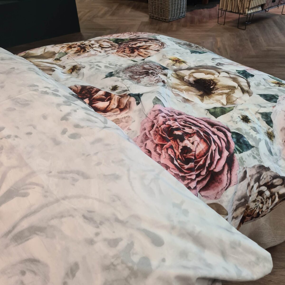 Designers Guild Pahari Tuberose Dynetrekk