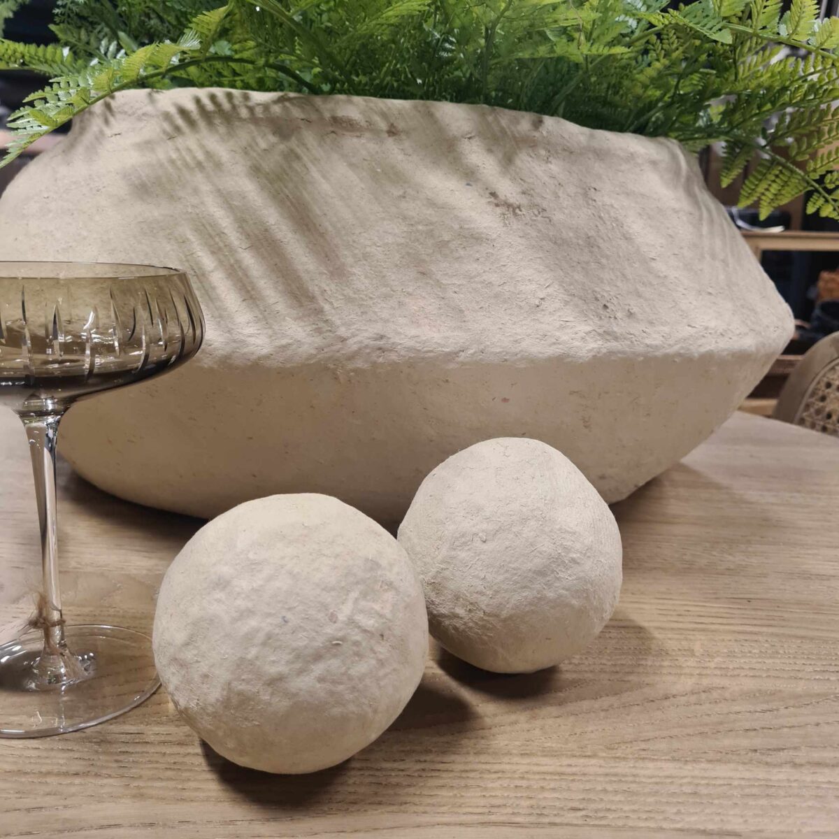 Flamant Ewin Bolle Papirmaché Beige 58 cm