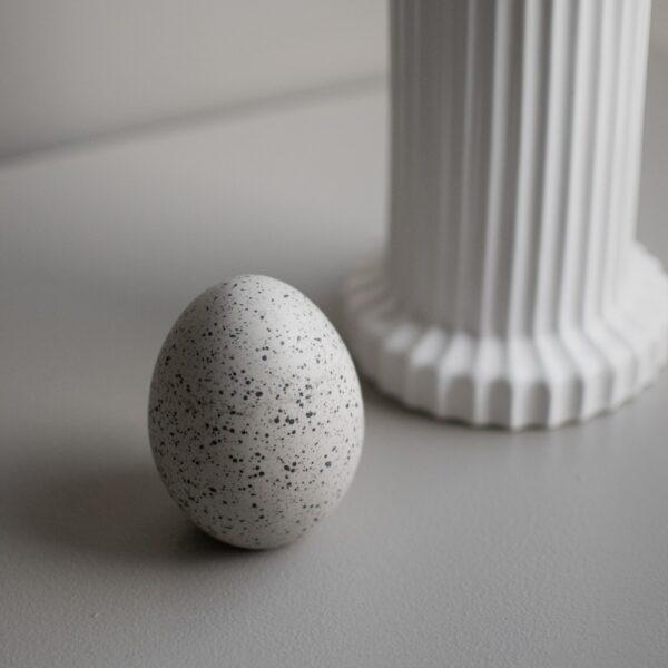 Standing Egg - Mole Dot - Bilde 4