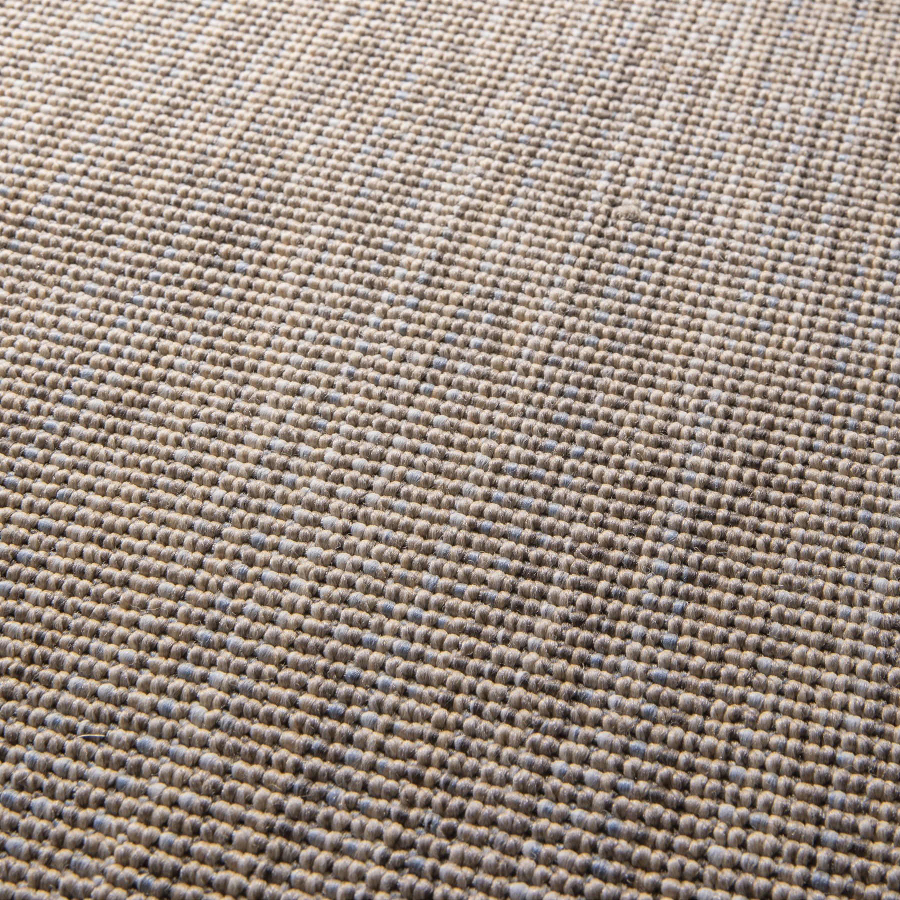 Designer terrasseteppe. Nydelig håndlaget I sand farget