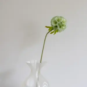 Kunstig Scabiosa Grønn 56 cm – Naturtro Stilblomst fra Bloom Objects