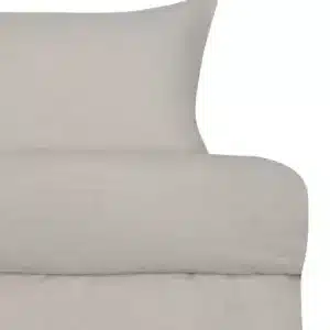 Casper sengesett i beige flanell fra Høie – myk, lun og garnfarget i 100 % bomull.