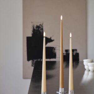 Ester & Erik Stearinlys Almond Butter No. 27 – 32 cm Matt - Bilde 2