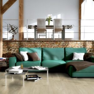 Detalj av Sherwood Bloom 2395 – naturlig struktur og varm trelook