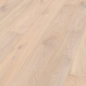 Nærbilde av Parkett Eik 1-stav plank Kremhvit børstet Ultramattlakk – livlig struktur og lys kremhvit tone (MeisterParquet PD 400)