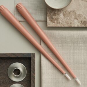 Ester & Erik LED-stearinlys Rosy Caramel No. 20 – 30 cm (2 stk) - Bilde 2