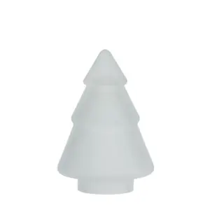 Gran glasstre 12,7 cm i frostet hvitt glass fra Hadeland Glassverk mot hvit bakgrunn.