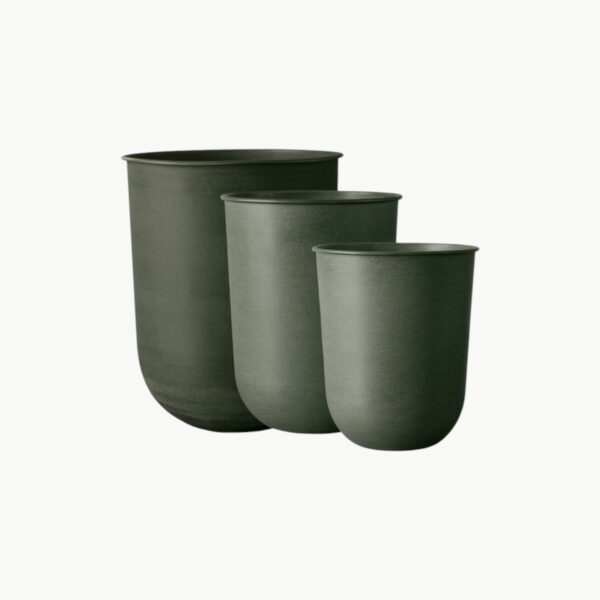 Blomsterpotte DBKD i metall sett med tre størrelser grønn