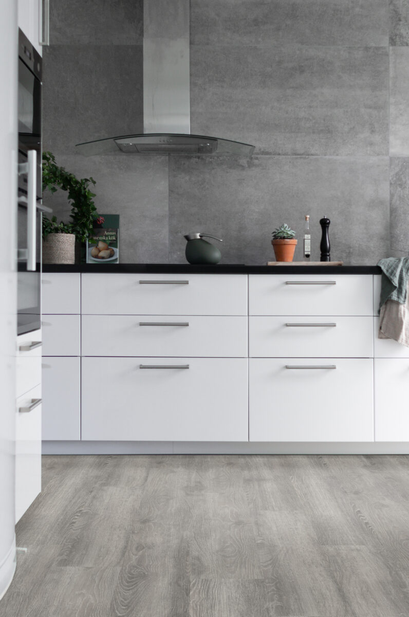 Maxwear Klikkvinyl med kork - Eik Grey