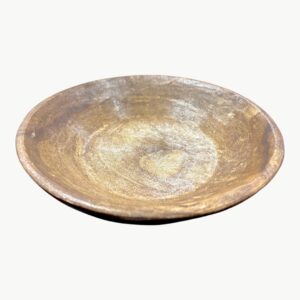 Rund vintage marmortallerken i varm strågul tone med patinert overflate