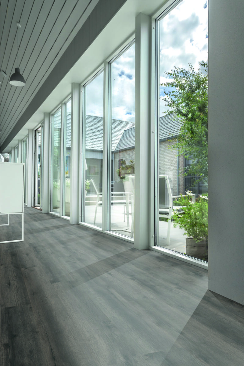Maxwear Klikkvinyl med kork - Eik Smokey