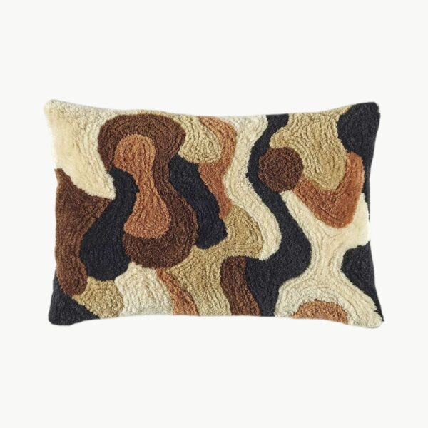 Pyntepute med abstrakt mønster i brune, beige og mørke toner, 30 x 45 cm