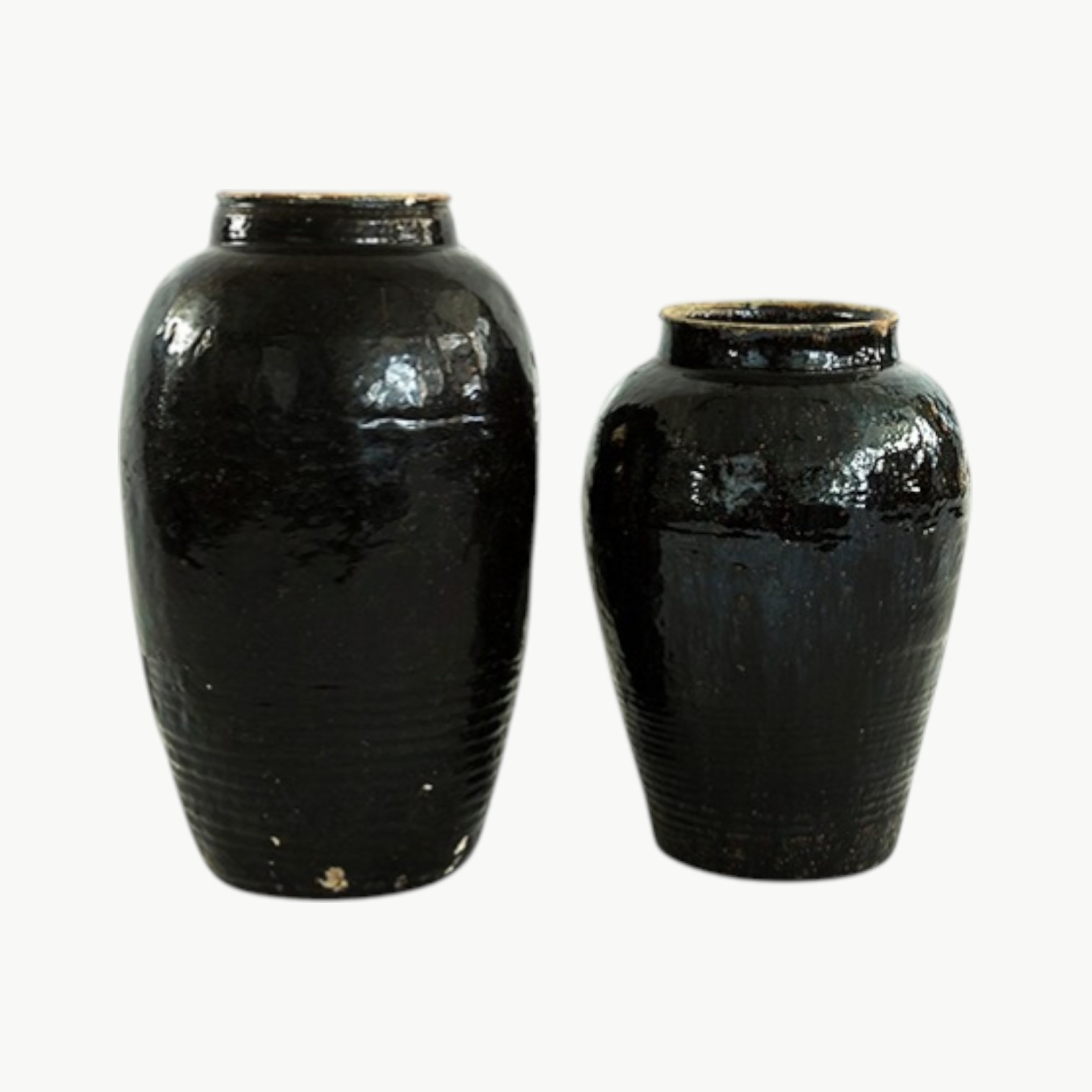 Høy vintage keramikkrukke i sort og brun glasur ca. Ø30 x 50 cm