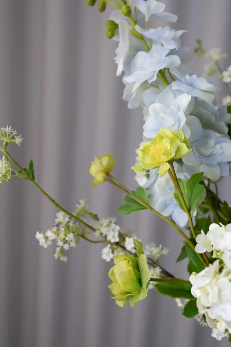 Soft Summer – Kunstig Blomsterbukett