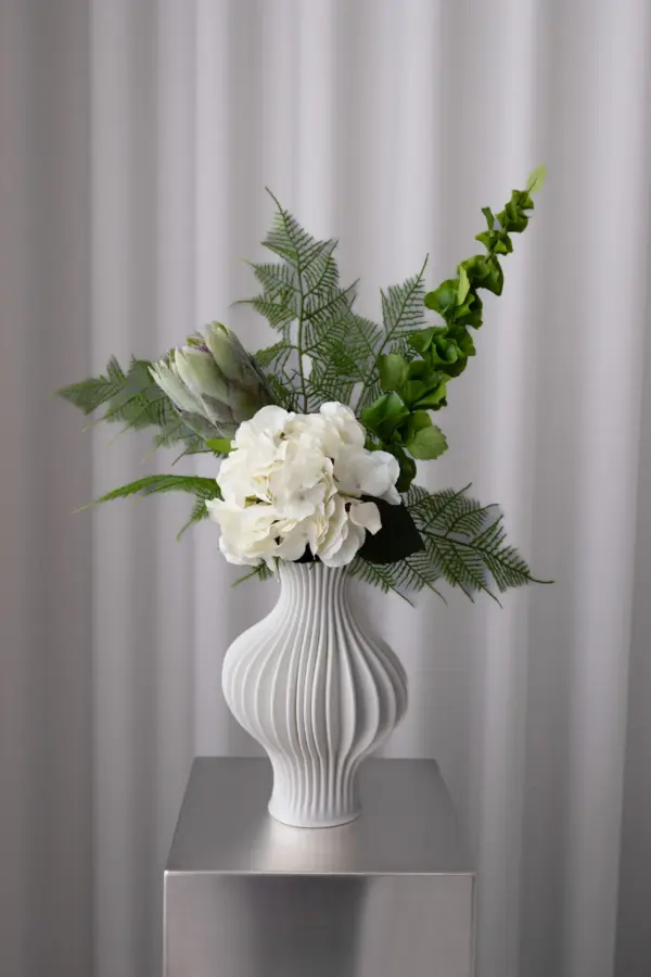 Bloom Objects Soft Essence Bouquet kunstig blomsterbukett med beige krysantemum