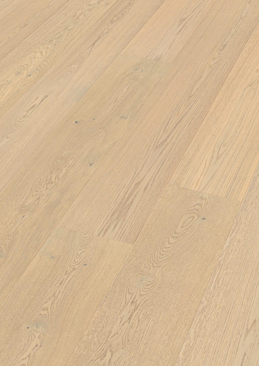 Herdet tregulv Lindura Milk Cream Oak Lively 20228 – Brede Planker – Ultramattlakk