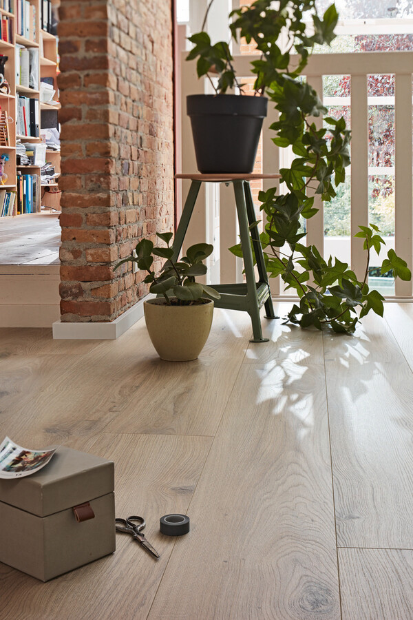 Laminat MeisterDesign LL 250 Pure Castle Oak 06840 – eikelook laminat med naturtro trestruktur