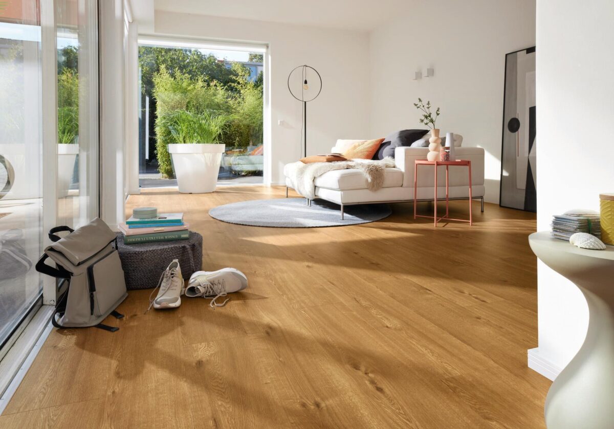 Klikkvinyl med kork Design. next DD 500 S – Hill Oak 07118