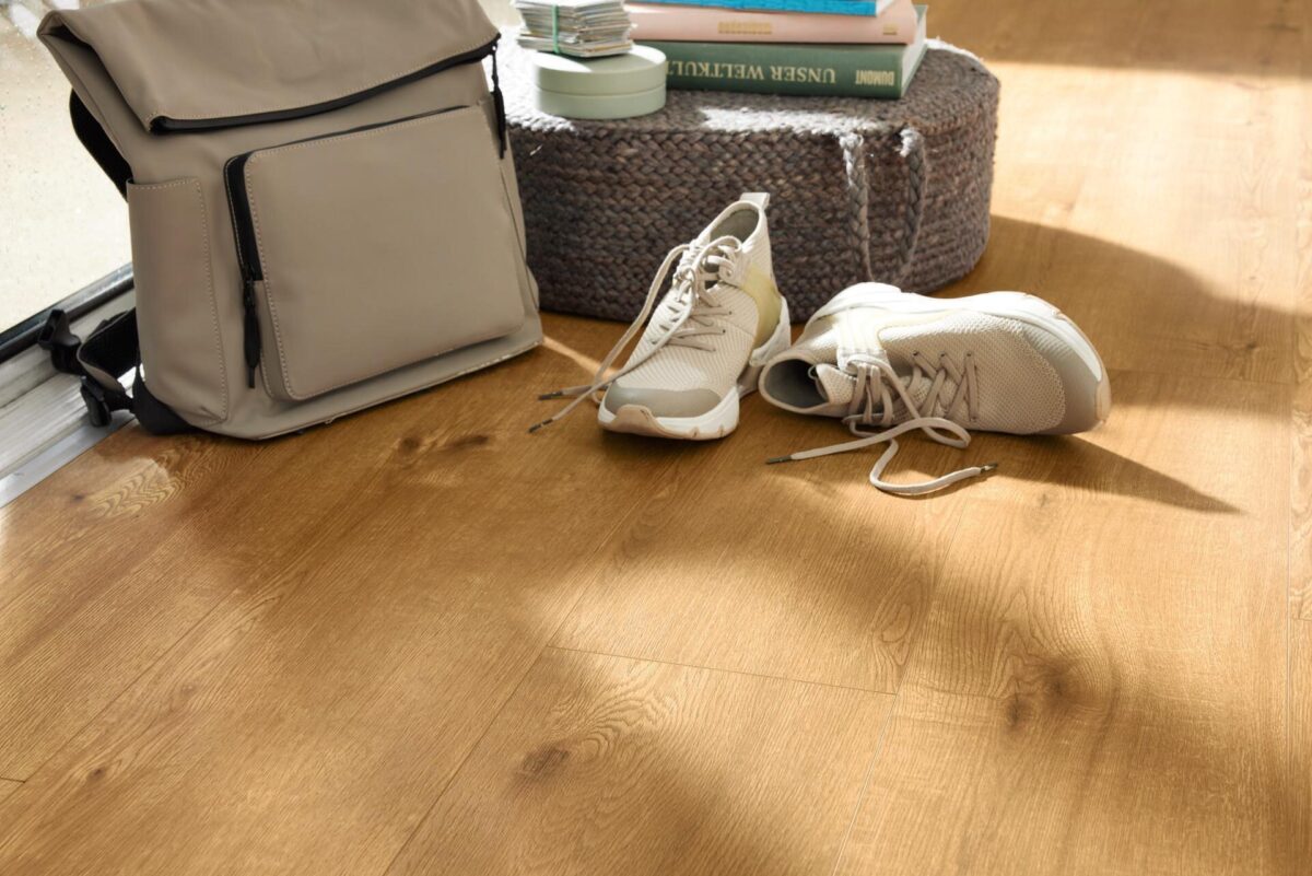 Klikkvinyl med kork Design. next DD 500 S – Hill Oak 07118