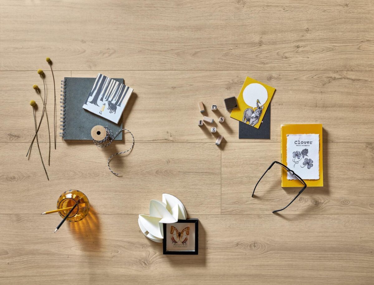 Klikkvinyl med kork Design. next DD 500 S – Sand Cliff Oak 07122