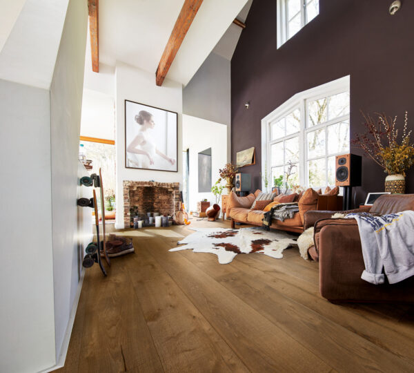 Herdet tregulv i eik Meister Lindura Oak Authentic Olive Grey 08903 – brede 1-stavsplanker naturlig oljet