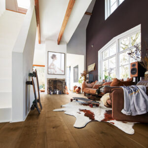 Herdet tregulv i eik Authentic Olive Grey Oak med naturlig sortering og brede planker i naturlig oljet overflate