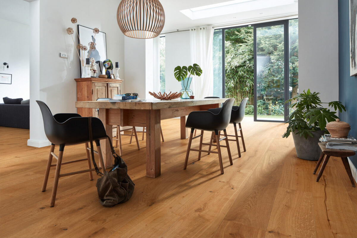 Herdet tregulv Lindura Oak Authentic 08904 – Brede Planker – Naturlig Oljet