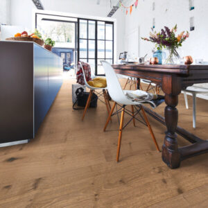 Herdet tregulv i eik Meister Lindura Oak Authentic Greige 08905 – brede 1-stavsplanker naturlig oljet