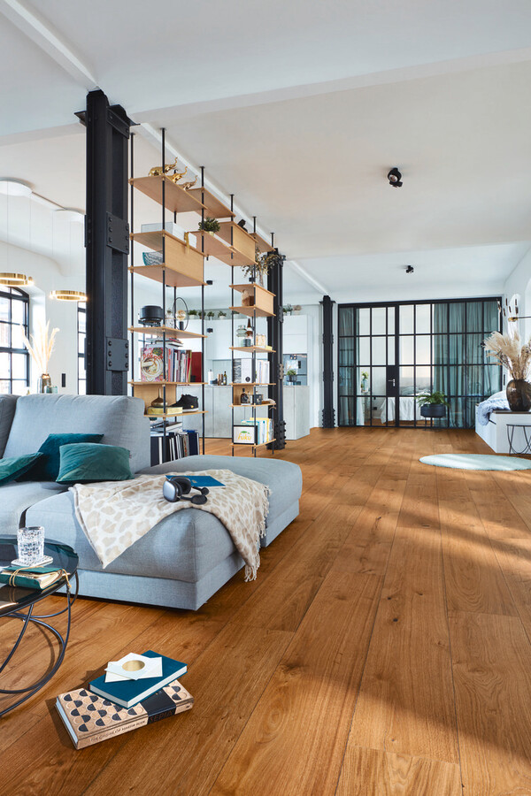 Herdet tregulv i eik Meister Lindura Oak Authentic Chestnut Brown 08911 – brede 1-stavsplanker naturlig oljet