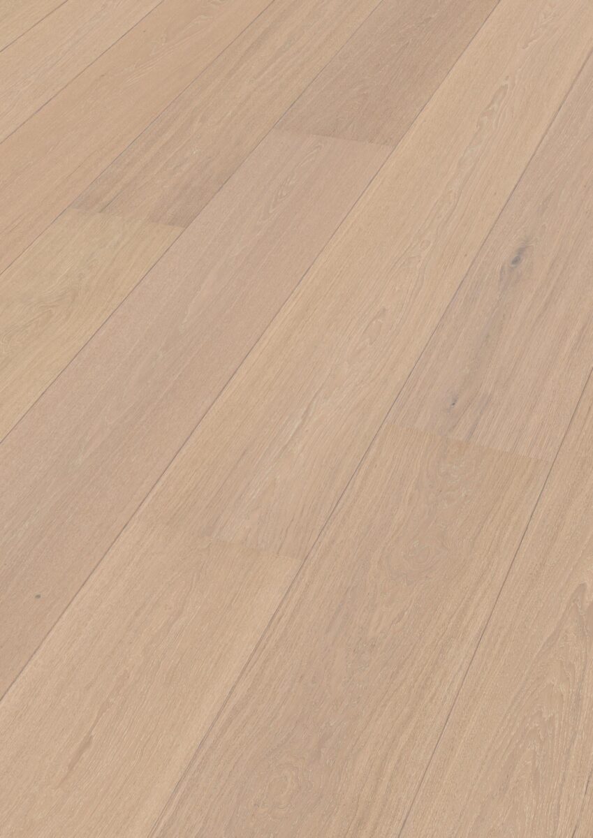 Herdet tregulv Lindura Natural Champagne Oak 08922 – Brede Planker – Ultramattlakk