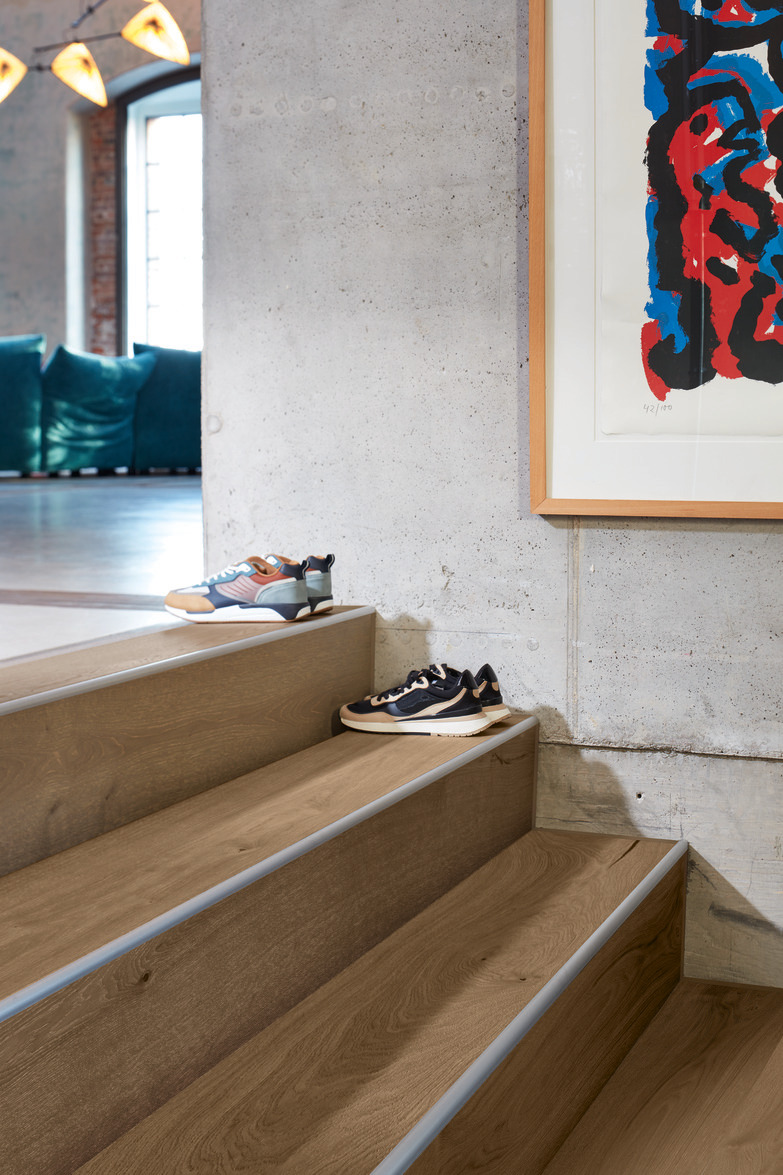 Herdet tregulv Lindura Oak Authentic Greige 08923 – Brede Planker – Ultramattlakk - Bilde 3