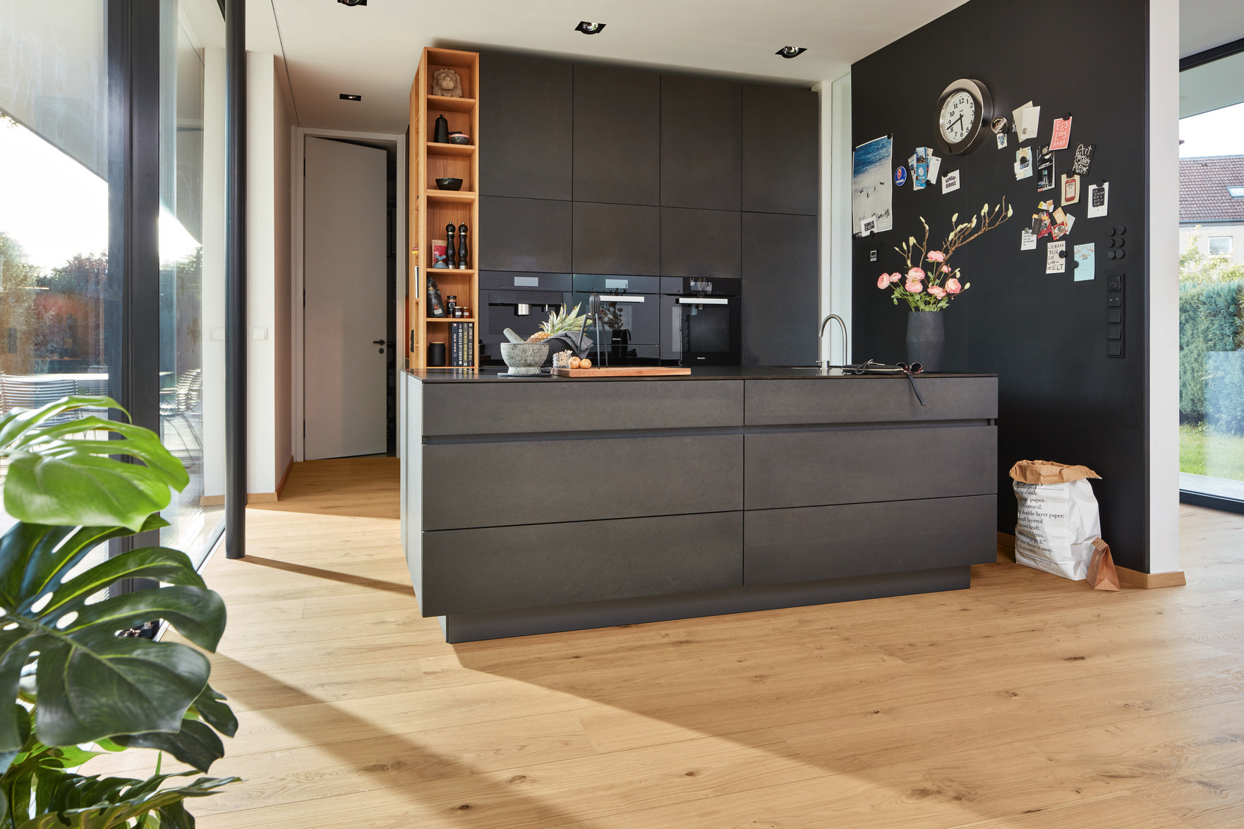 Herdet tregulv Lindura Authentic Pure Oak 08921 – Extra Brede Planker – Ultramattlakk - Bilde 3