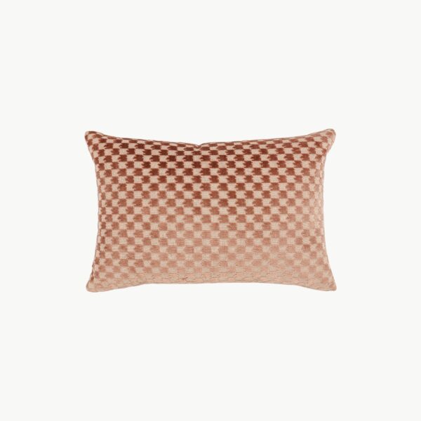 Pyntepute Eden 40 x 60 cm med houndstooth-mønster i dusty pink