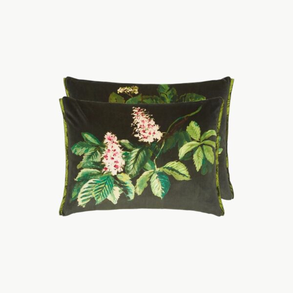 Pyntepute Pasqueflower Olive 60 x 45 cm med blomster- og bladmønster
