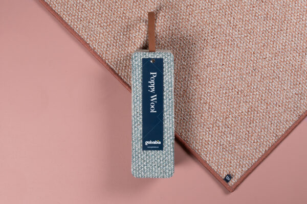 Poppy Wool ullteppe miljøbilde