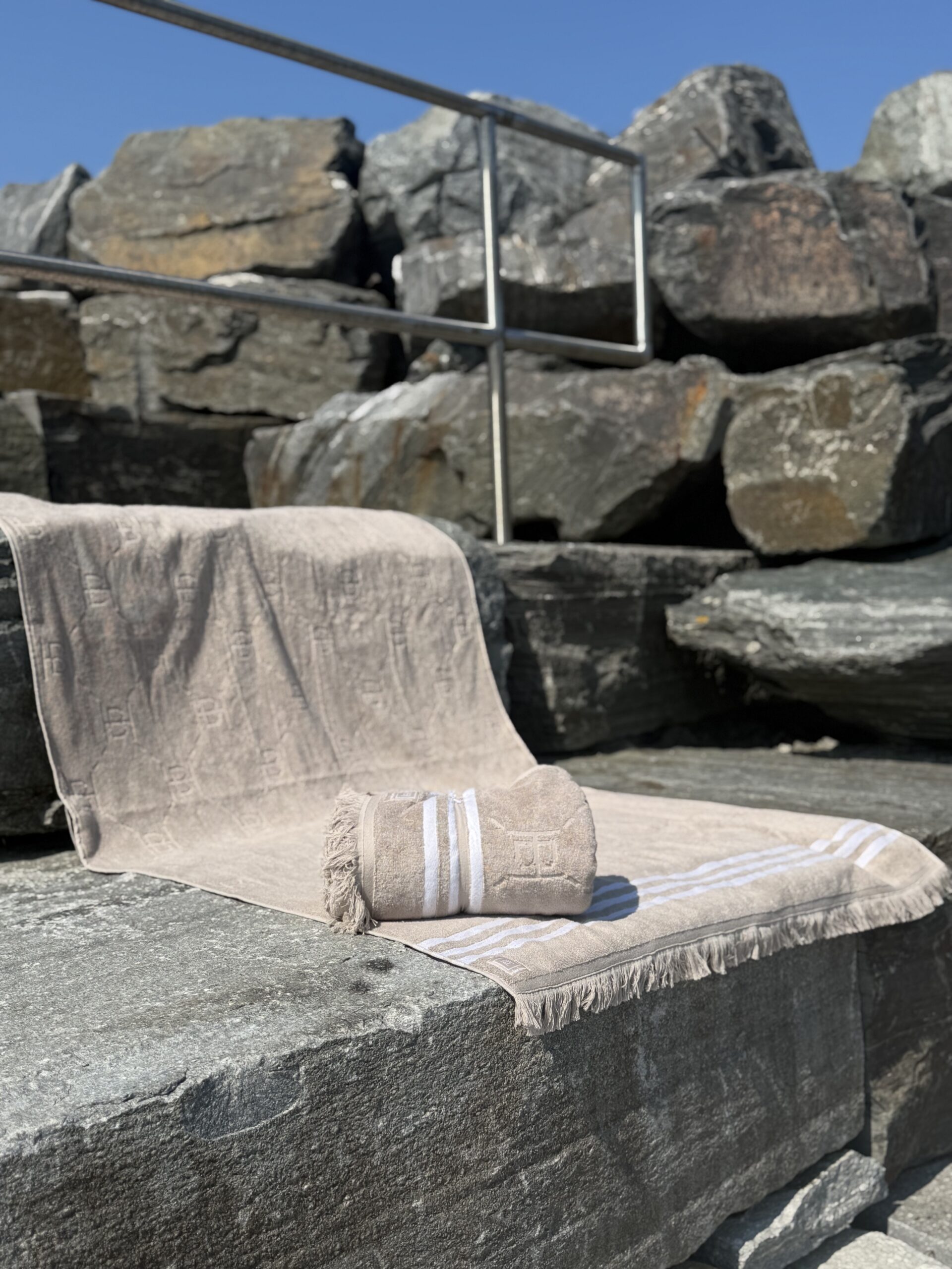 Halvor Bakke Mølen Håndklede 100x180 Pure Cashmere Beige - Bilde 2