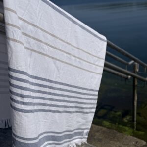 Halvor Bakke Bloubergstrand Håndkle 100x180cm - Bilde 6