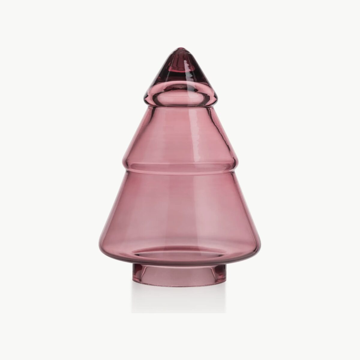 Gran glasstre 12,7 cm i rosa glass fra Hadeland Glassverk mot hvit bakgrunn.
