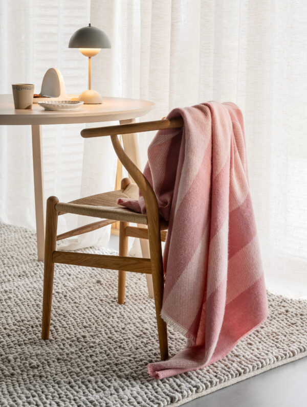 Ringstind Ullpledd Varm Rosa 120x180cm