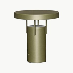 BringMe oppladbar bordlampe Mini i Metallic Dark Green fra Hübsch, dimbar og bærbar lampe i metall med integrert LED.