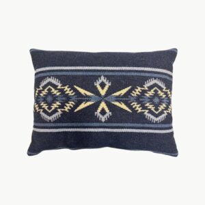 Ralph Lauren Arrowhead Stripe Night Sky pyntepute med geometrisk mønster 60x45