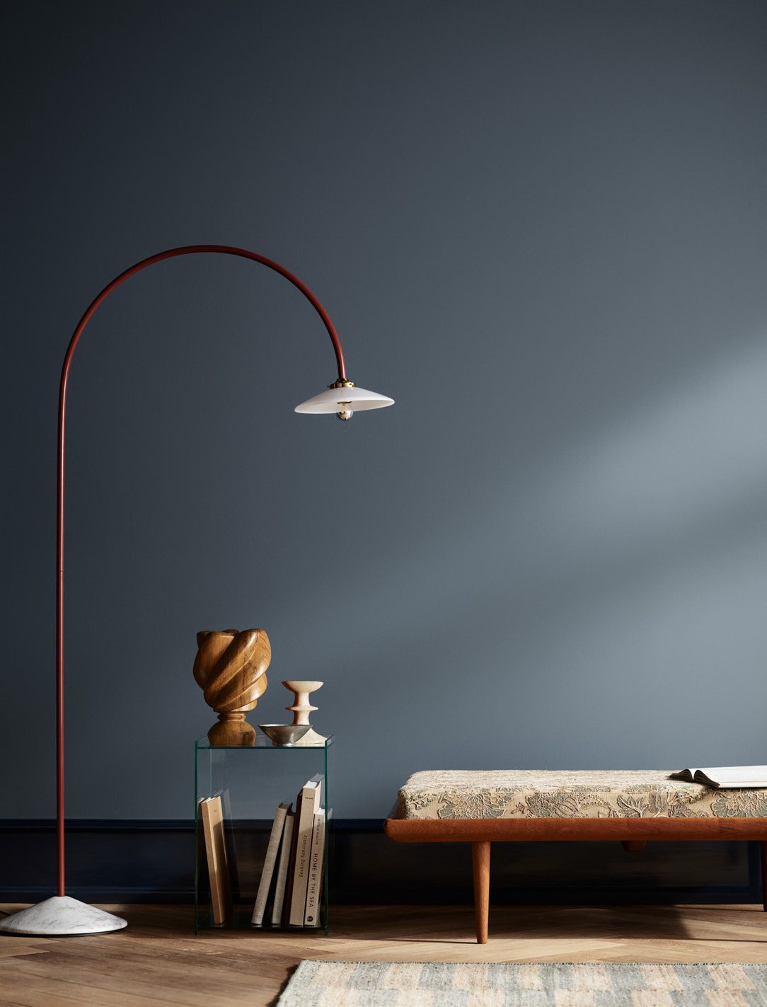 Vegg i LADY Iconic 4638 Byge med listverk i 4403 Midnight Blue
