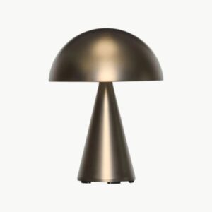 Mush oppladbar bordlampe i Burnished Brass fra Hübsch, dimbar og trådløs lampe i metall med avrundet skjerm.