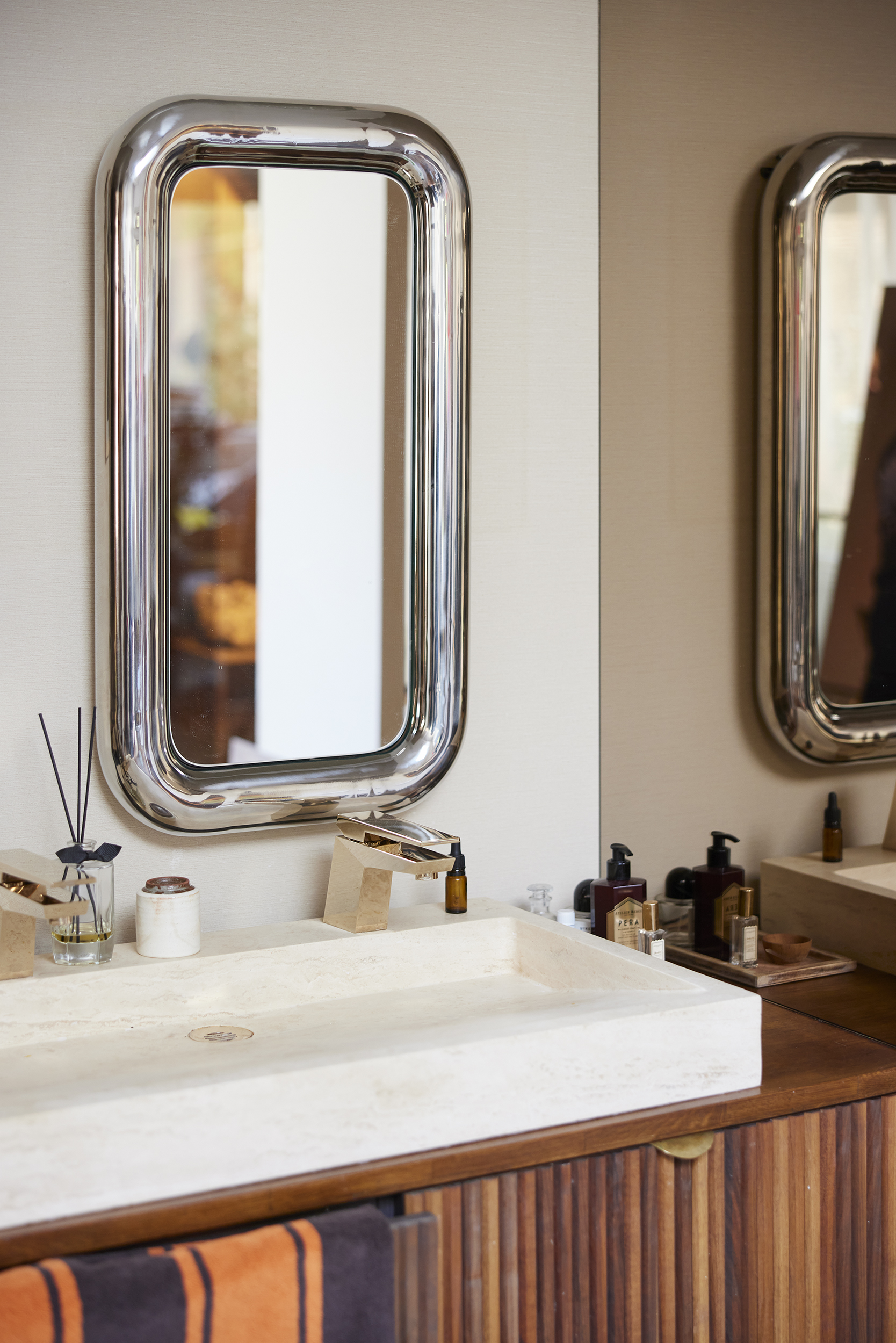 HKliving Chubby veggspeil i krom – bilde 5