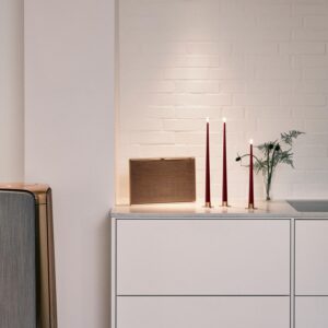 Ester & Erik LED-stakelys Deep Wine No. 44/2 i interiør
