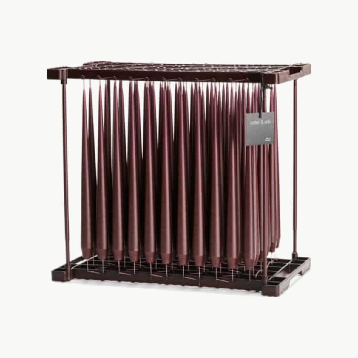 Stagelys 32 cm i Aubergine matt fra Ester & Erik i stativ